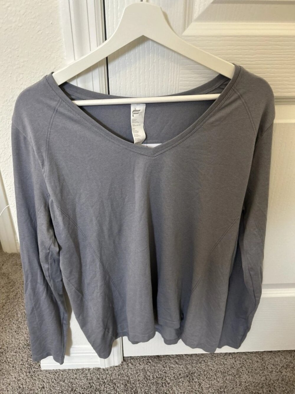 FABLETICS Peformance Seamless Long-Sleeve Top XL NWT Athletic Workout Shirt